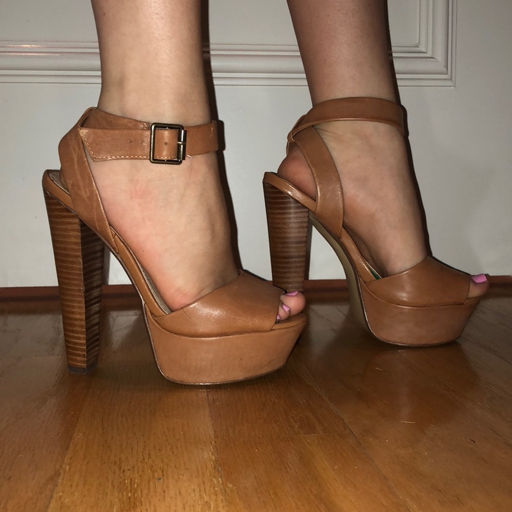 Steve Madden cognac platform heels